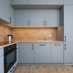 Appartement 1-bedroom With Parking & Balcony By Renters *