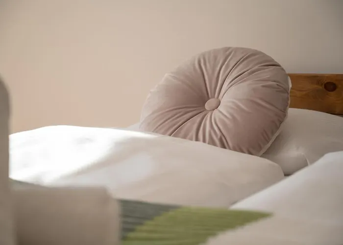 아파트 1-bedroom With Parking & Balcony By Renters