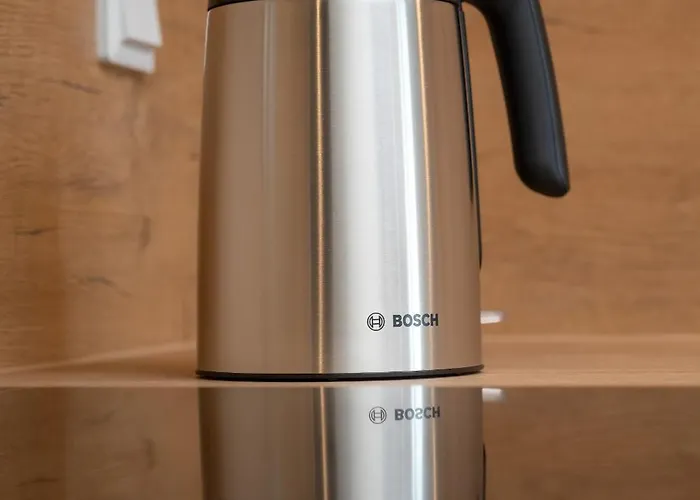 1-bedroom With Parking & Balcony By Renters * 브로츠와프