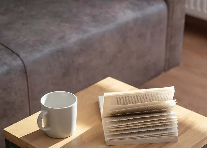 1-bedroom With Parking & Balcony By Renters Apartment Breslau