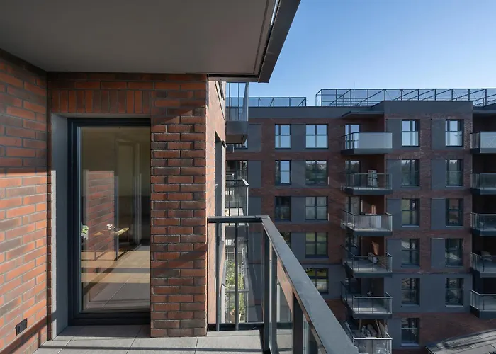 1-bedroom With Parking & Balcony By Renters Breslau